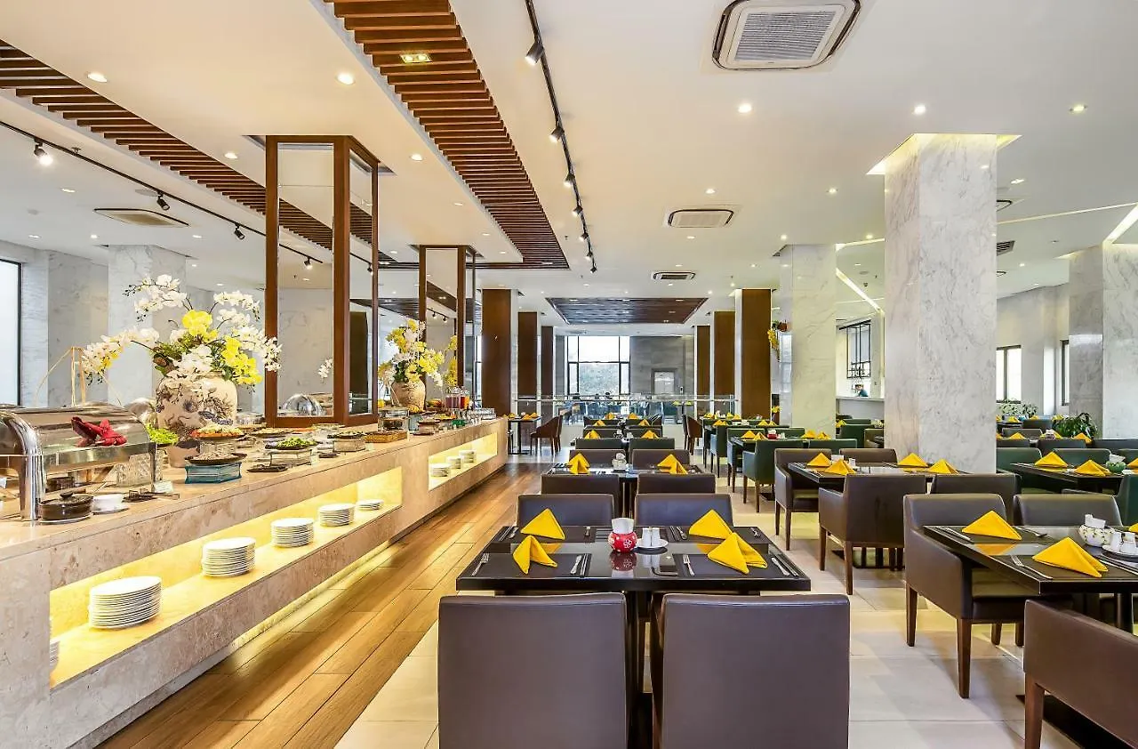 Da Nang Riverside Hotel 4*, Da Nang Vietnam