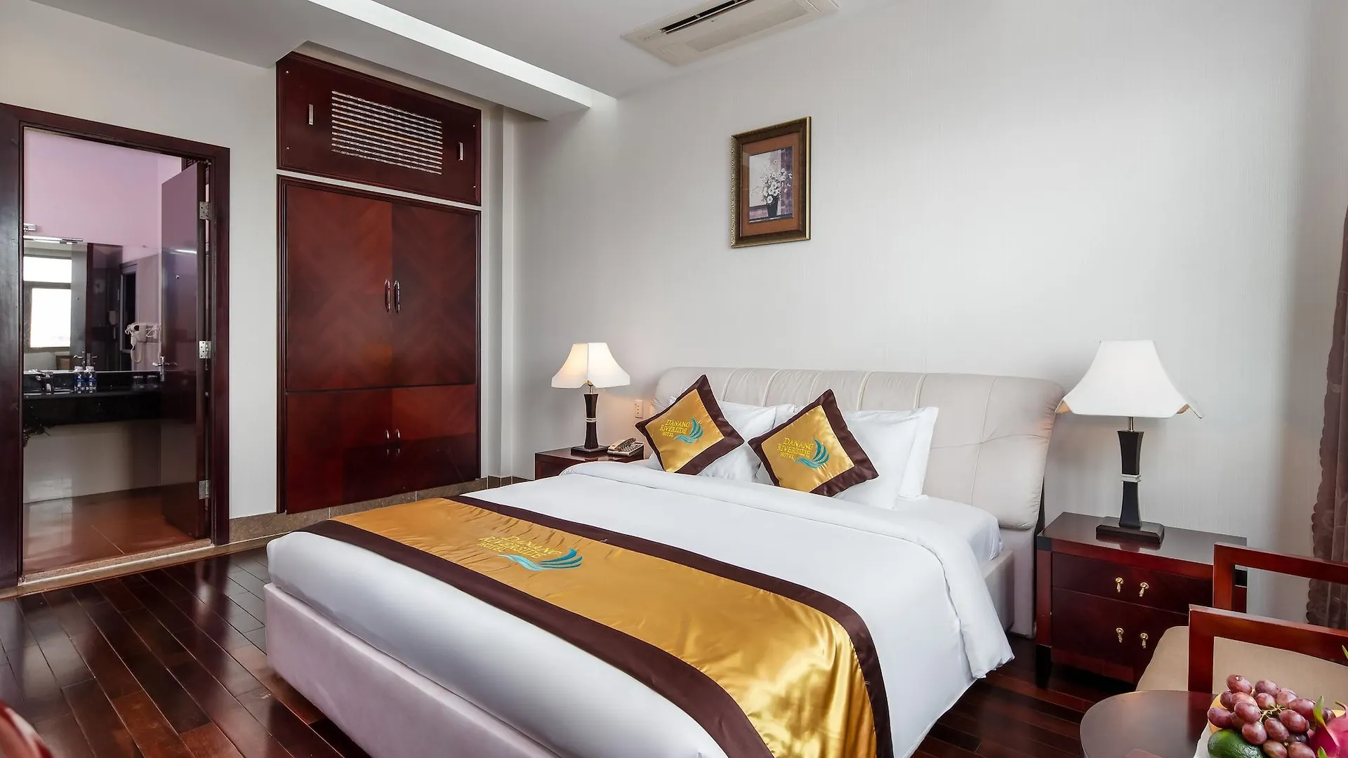 Da Nang Riverside Hotel  Da Nang