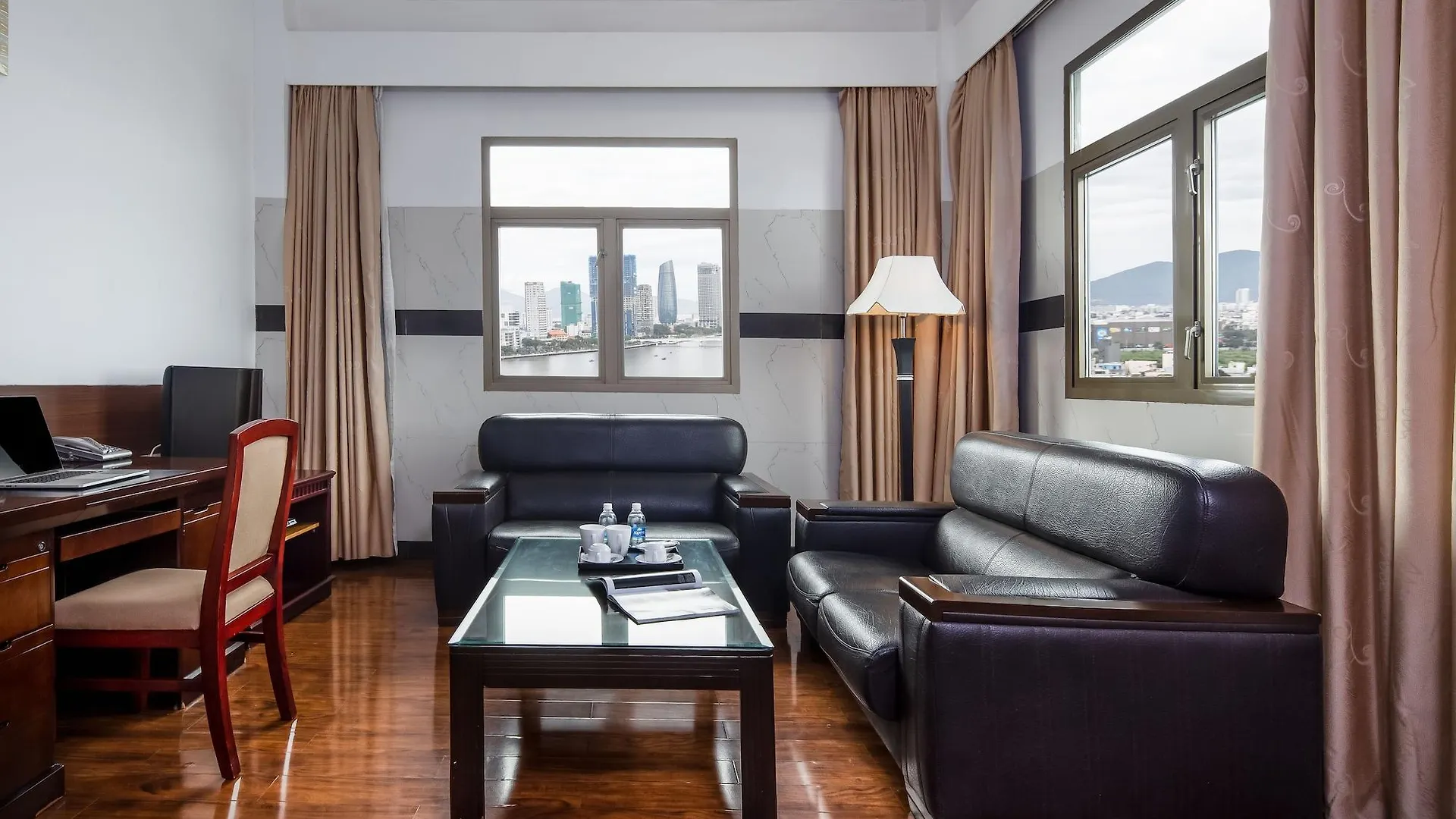 ****  Da Nang Riverside Hotel Vietnam