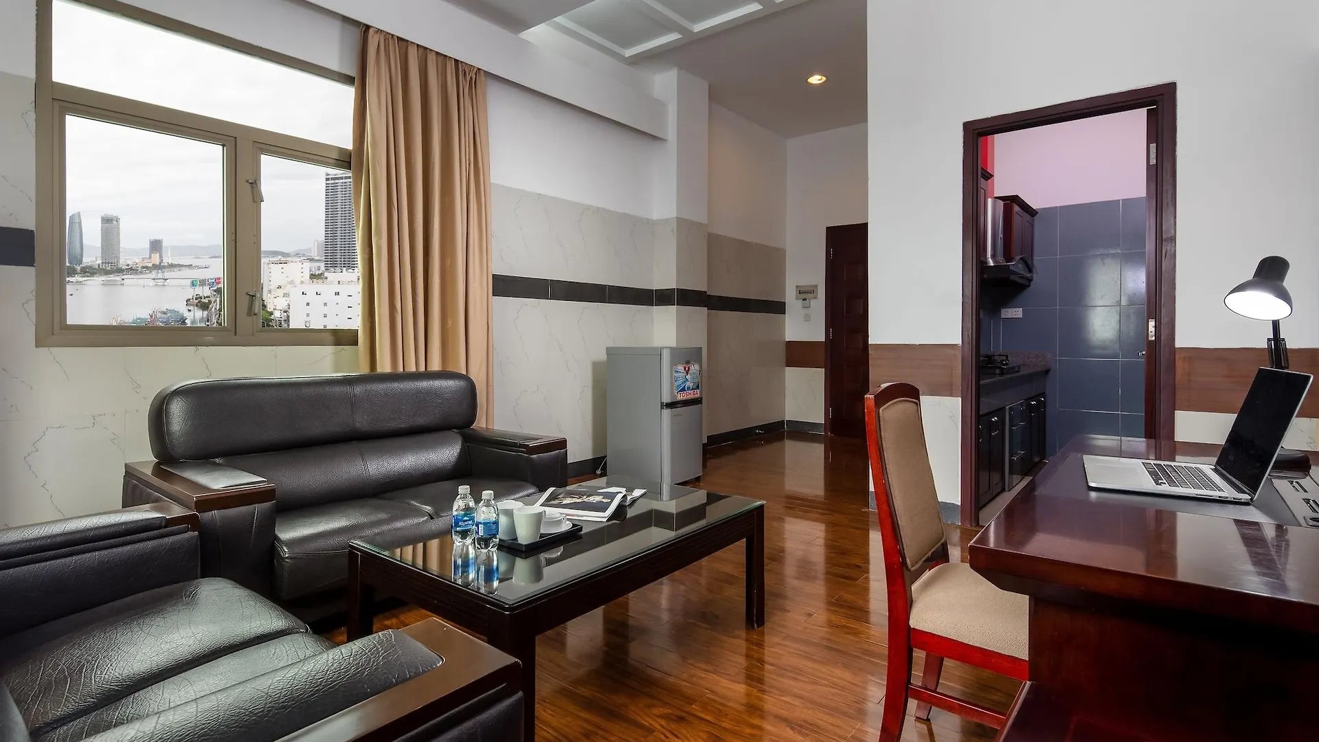 Da Nang Riverside Hotel