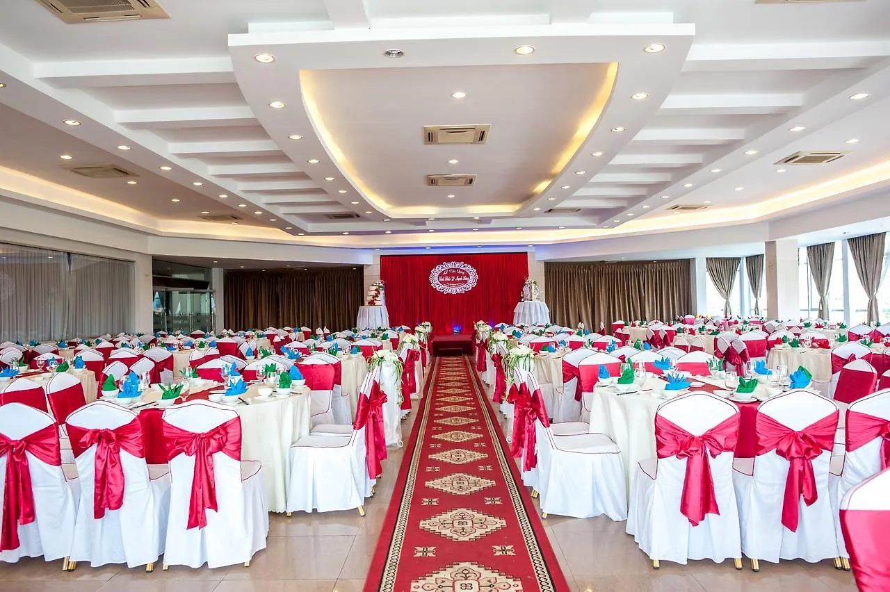Da Nang Riverside Hotel